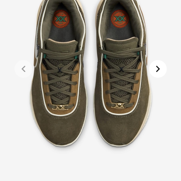 LeBron XX Basketball Shoes - Picture 7 of 14